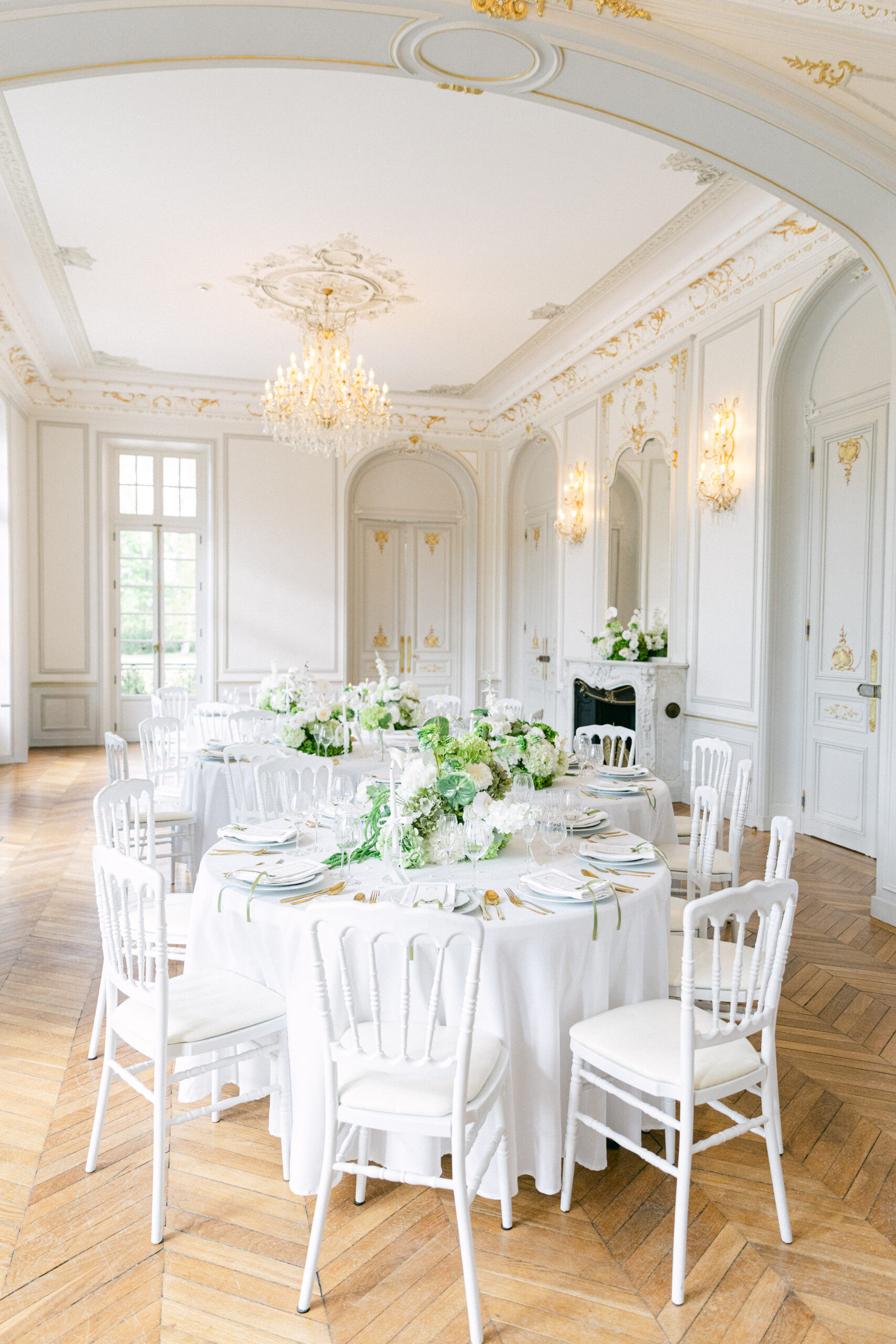 Reception-wedding-Château-Nainville-Séverine-Alves-pretty-big-event
